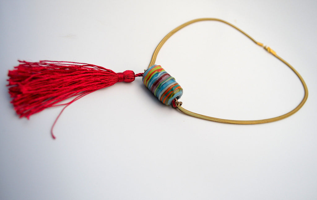 Carnavero Moreno handmade glass pendant. Silk tassel
